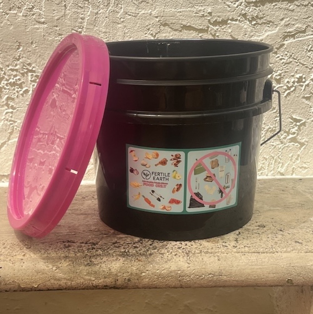 Fertile Earth 3-gallon residential food-scrap bucket with pink lid